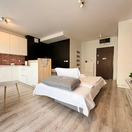 Zakladowa Modern Living By Bookinghost *